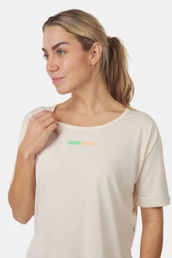 Picture Kiersi Tech T-shirt Dames 14 Picture Kiersi Tech T-shirt Dames -TrendyKleed Verkoopwinkel 2210004340882 014 nl