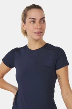 Craft ADV Essence SS Slim Tee Dames -TrendyKleed Verkoopwinkel 7318573302067 012 nl