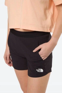 The North Face AO Woven Short Dames 17 The North Face AO Woven Short Dames -TrendyKleed Verkoopwinkel b11caa0093 7070 015 nl
